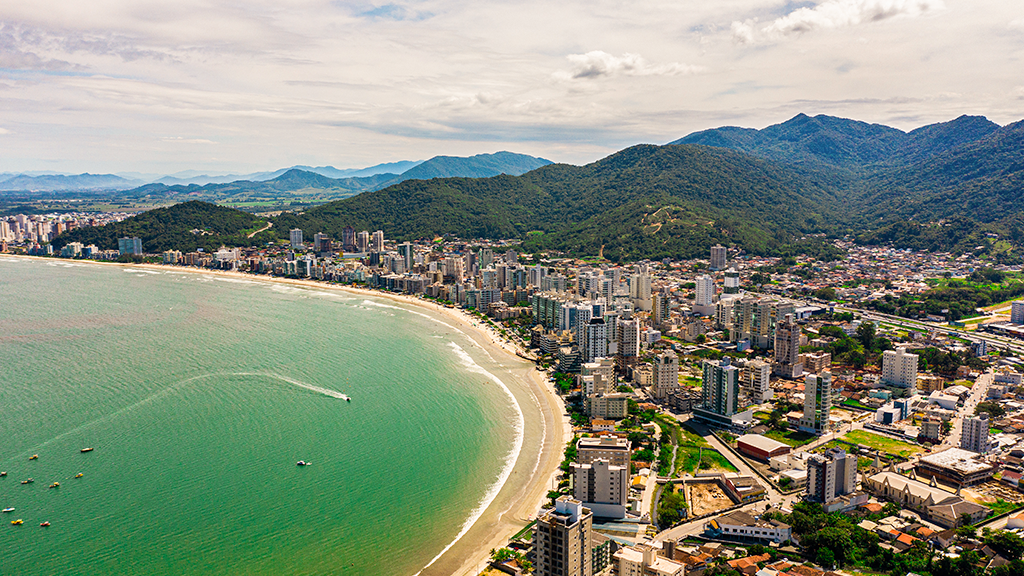 imagem aérea de itapema